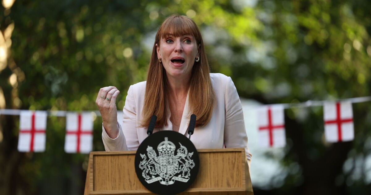 Angela Rayner urged by tax experts to resign over stamp duty scandal